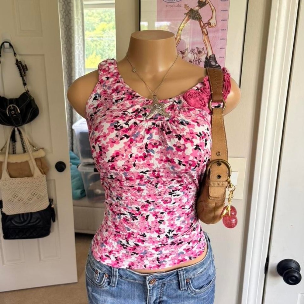 y2k 2000s pink floral ruched tank top girly coquette fitted cami
